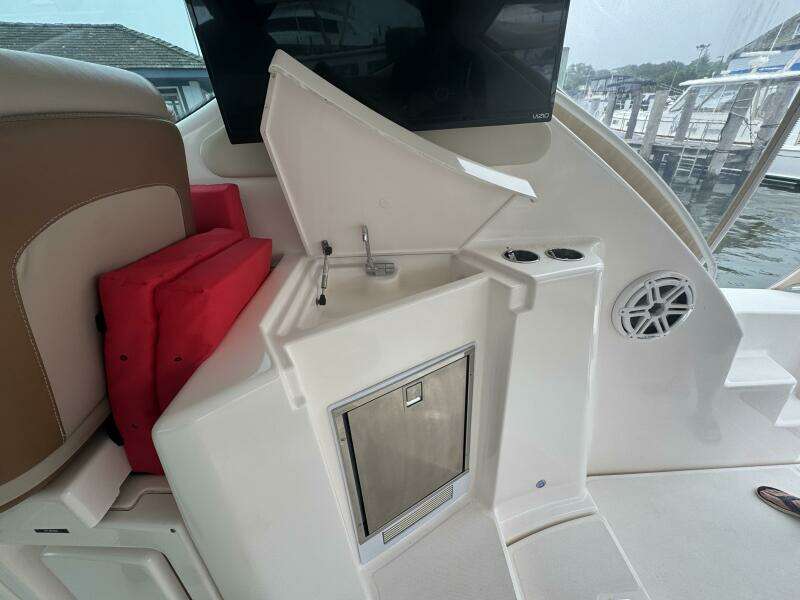 Great Escape 39ft Tiara Yachts Yacht For Sale