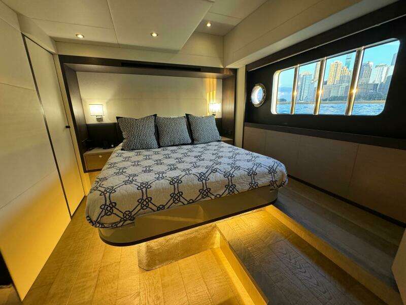 48ft Absolute Yacht For Sale