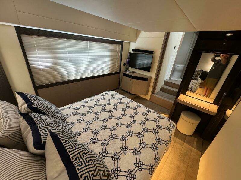 48ft Absolute Yacht For Sale