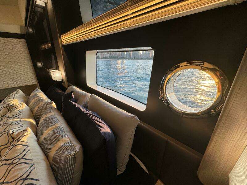 48ft Absolute Yacht For Sale
