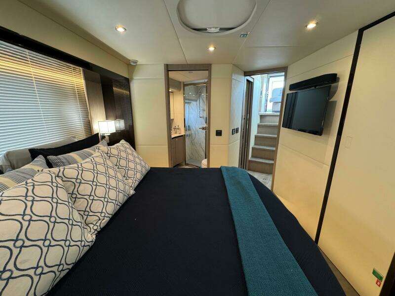 48ft Absolute Yacht For Sale