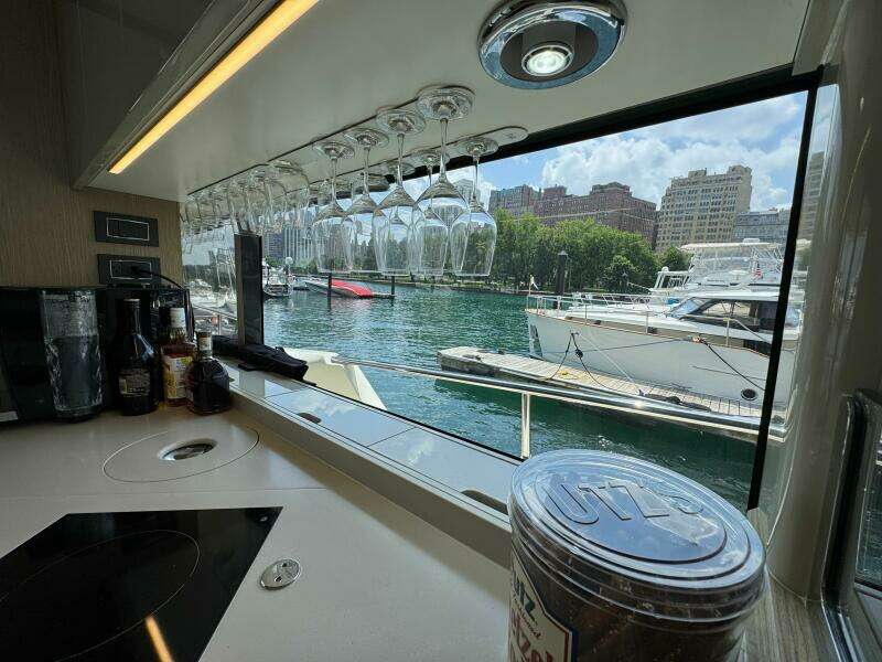 48ft Absolute Yacht For Sale