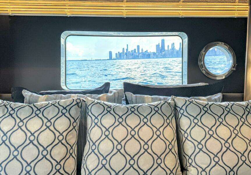 48ft Absolute Yacht For Sale