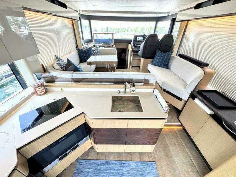 48ft Absolute Yacht For Sale