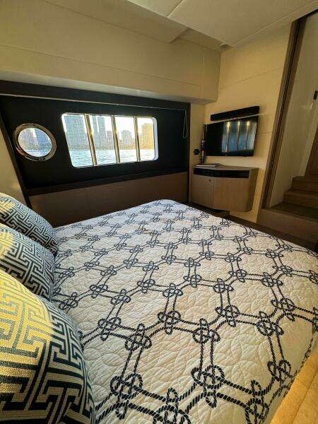 48ft Absolute Yacht For Sale
