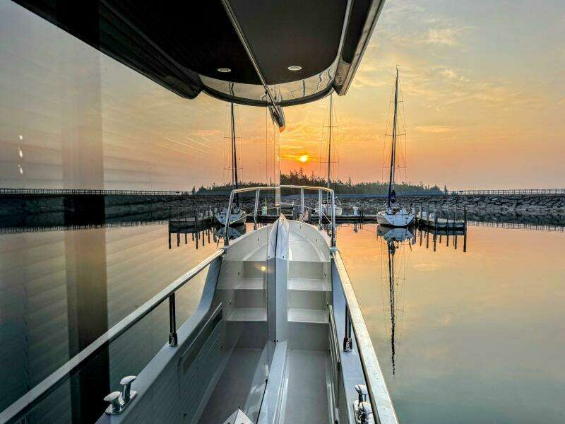 48ft Absolute Yacht For Sale