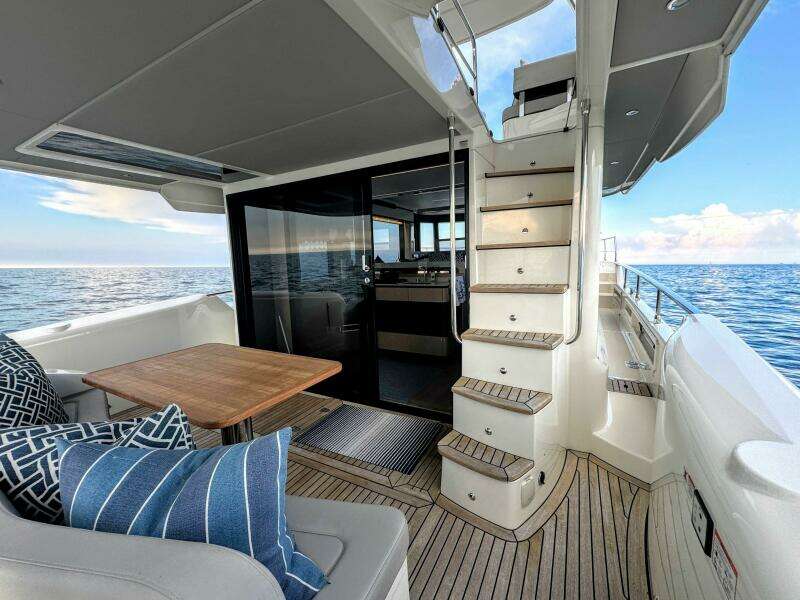 48ft Absolute Yacht For Sale