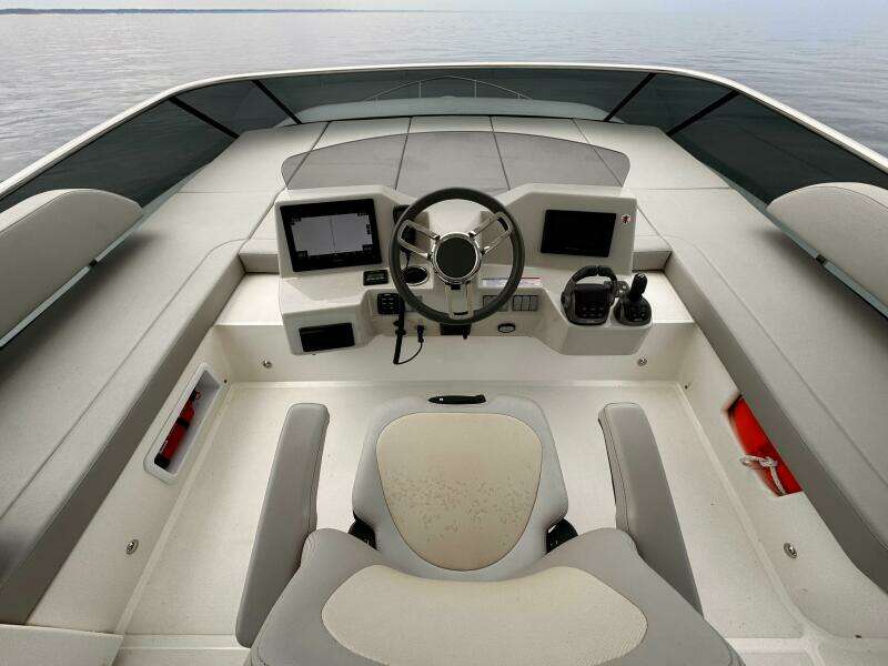 48ft Absolute Yacht For Sale