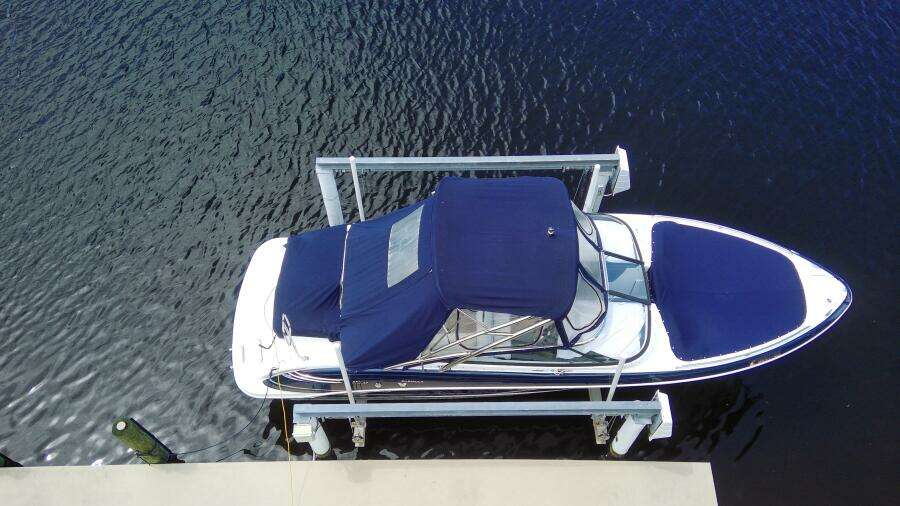 Caboose 27ft Formula Yacht For Sale