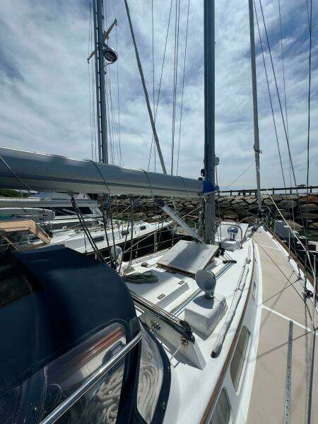 Mast Transit 42ft Hinckley Yacht For Sale