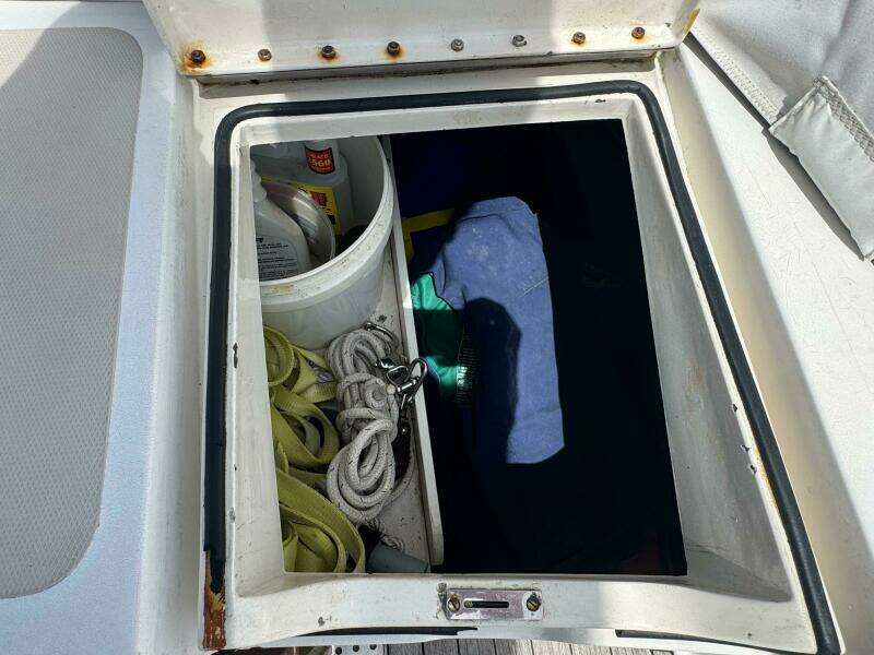 Mast Transit 42ft Hinckley Yacht For Sale