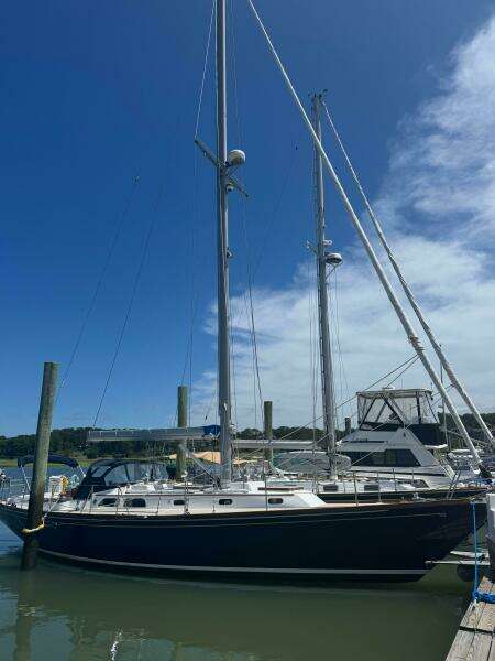 Mast Transit 42ft Hinckley Yacht For Sale