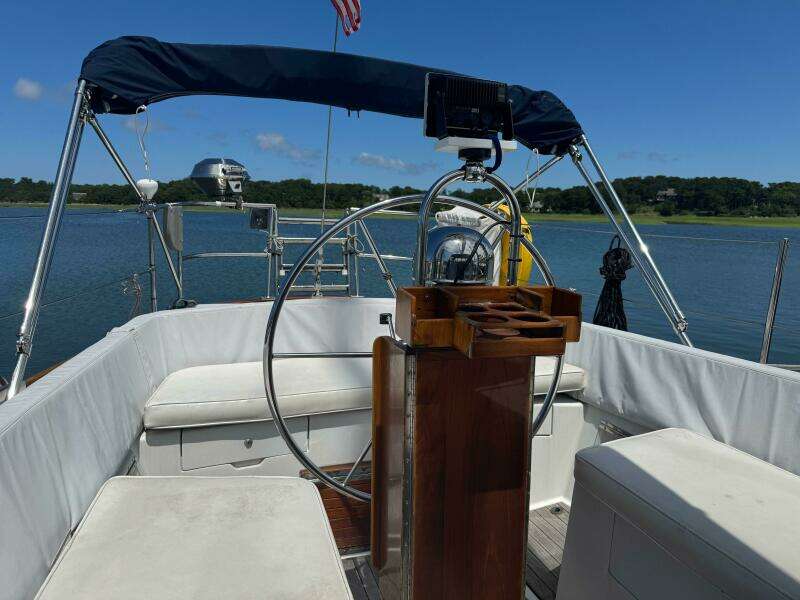 Mast Transit 42ft Hinckley Yacht For Sale