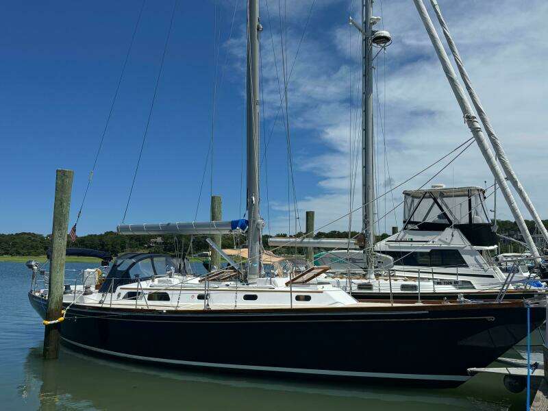 Mast Transit 42ft Hinckley Yacht For Sale