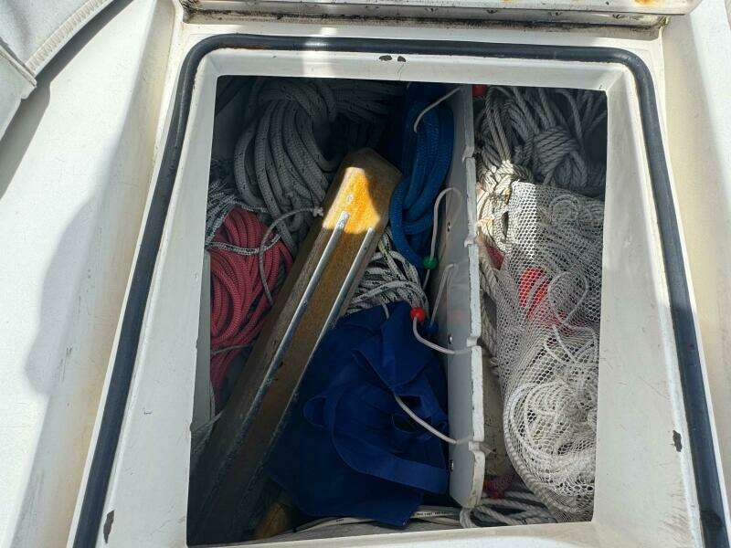Mast Transit 42ft Hinckley Yacht For Sale