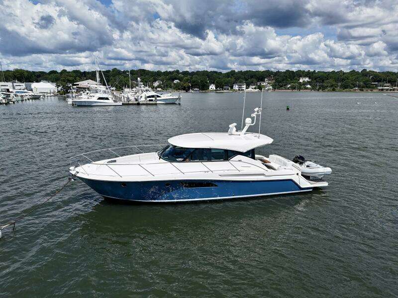 45ft Tiara Yachts Yacht For Sale