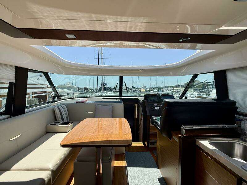 45ft Tiara Yachts Yacht For Sale