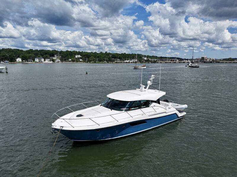 45ft Tiara Yachts Yacht For Sale
