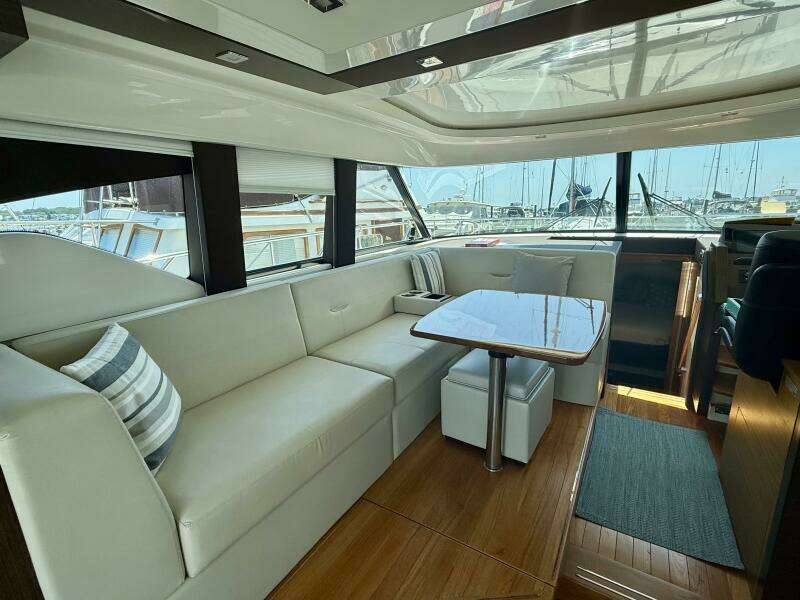 45ft Tiara Yachts Yacht For Sale