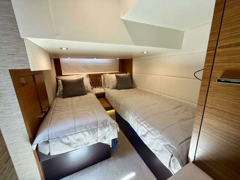 45ft Tiara Yachts Yacht For Sale
