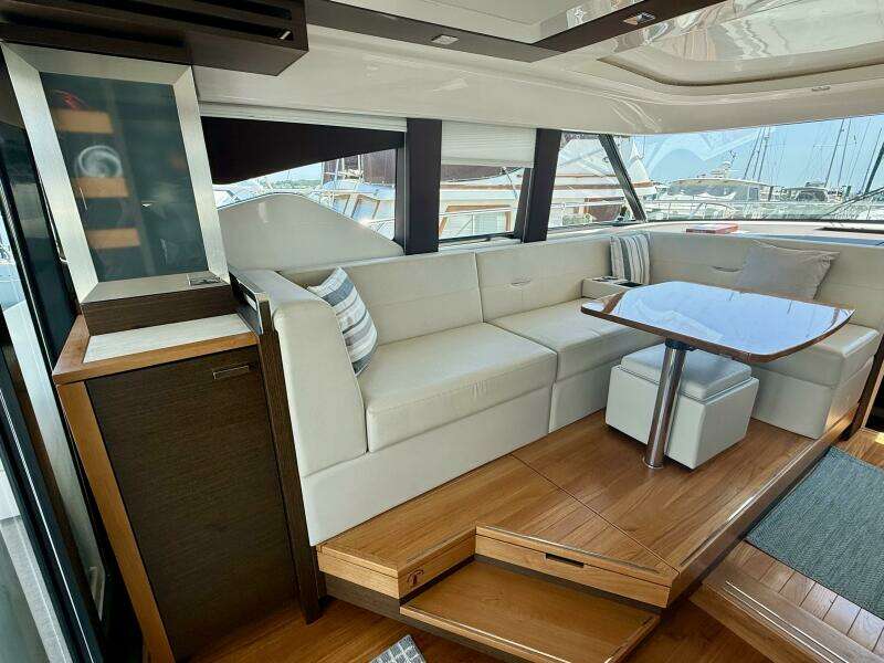 45ft Tiara Yachts Yacht For Sale