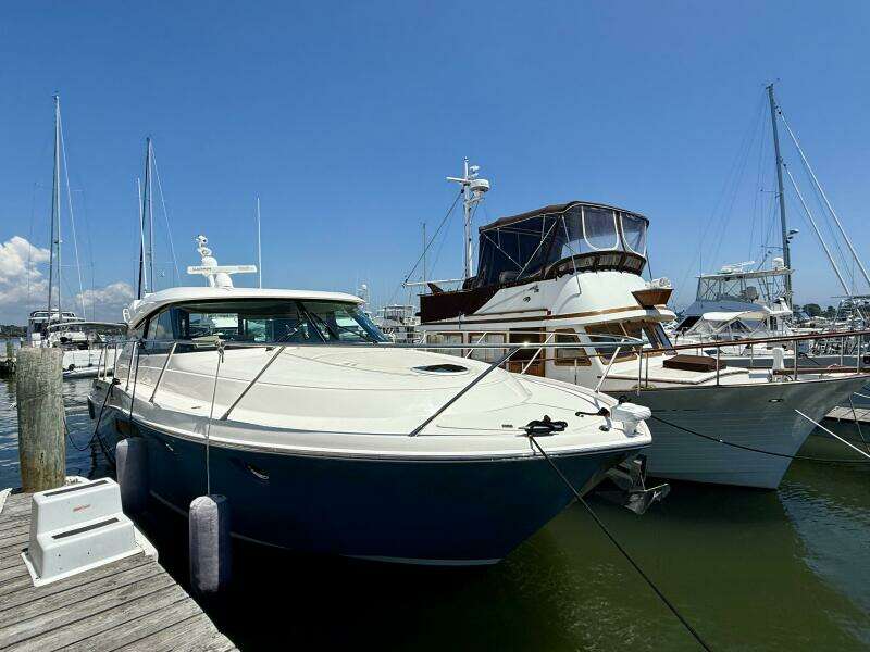 45ft Tiara Yachts Yacht For Sale