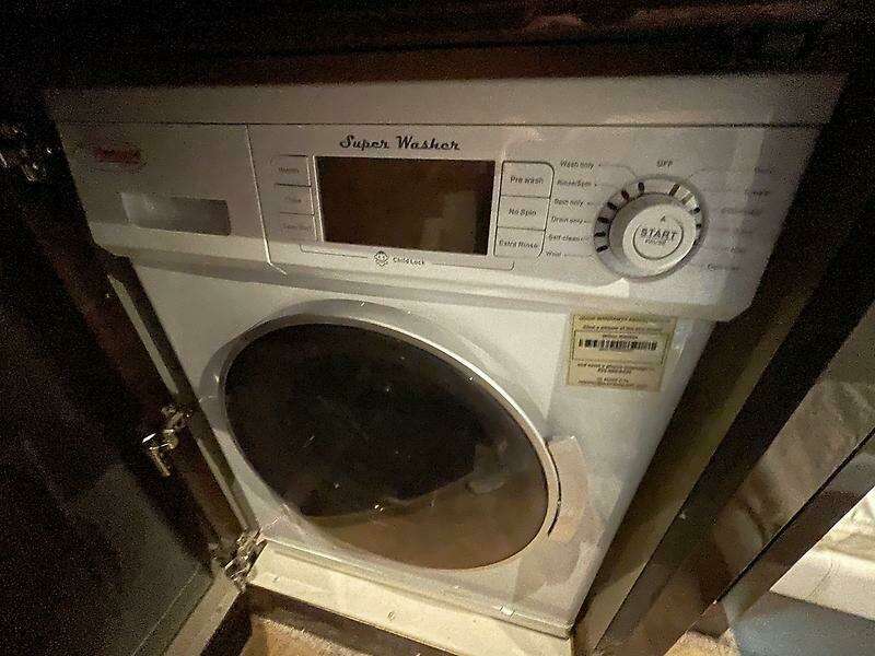 0005273053