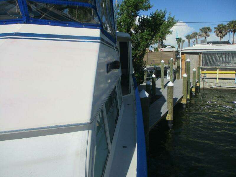 43ft Hatteras Yacht For Sale