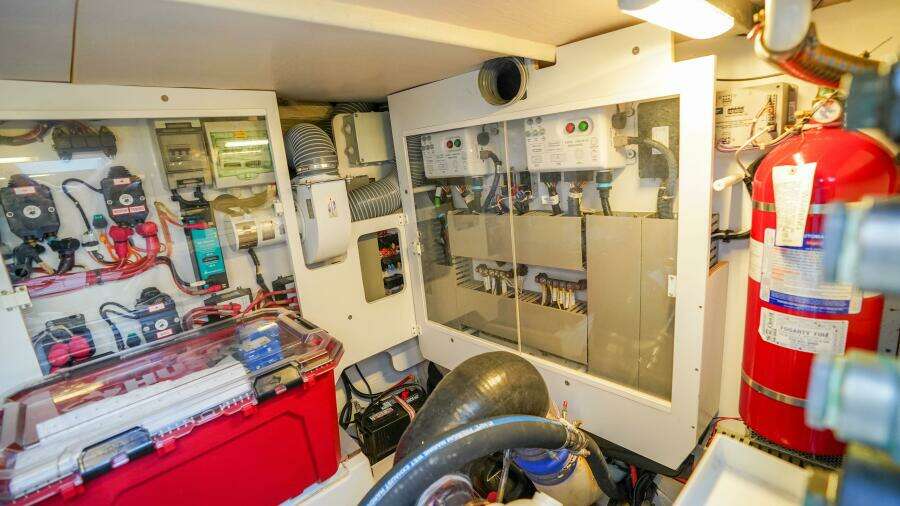 Elysian 55ft Prestige Yacht For Sale