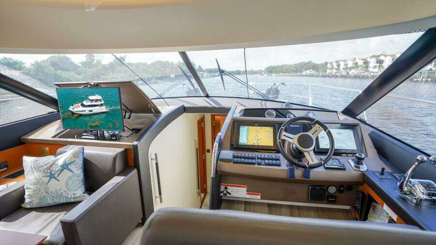 Elysian 55ft Prestige Yacht For Sale