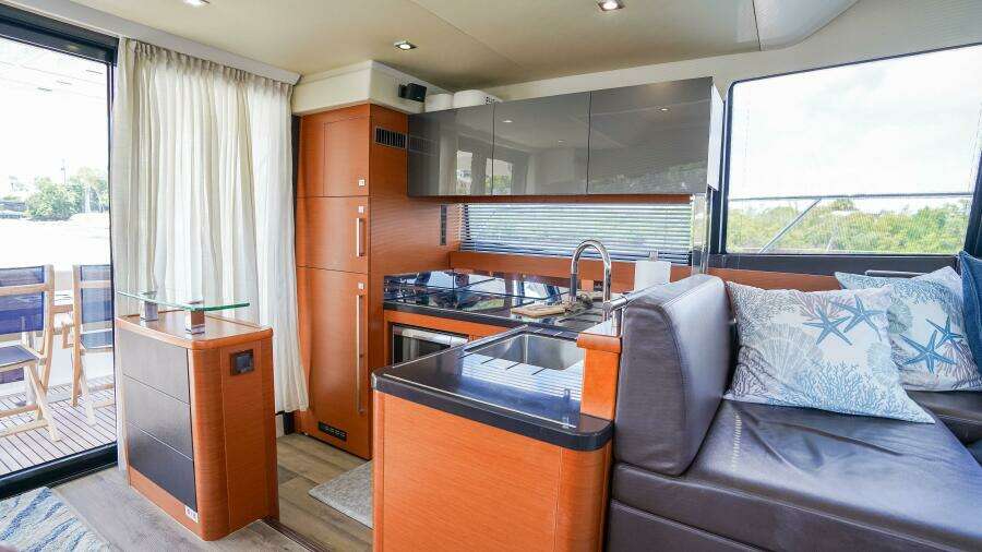 Elysian 55ft Prestige Yacht For Sale