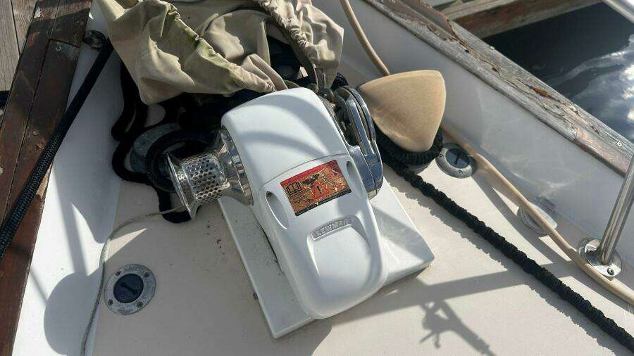 Lua 36ft Pearson Yacht For Sale