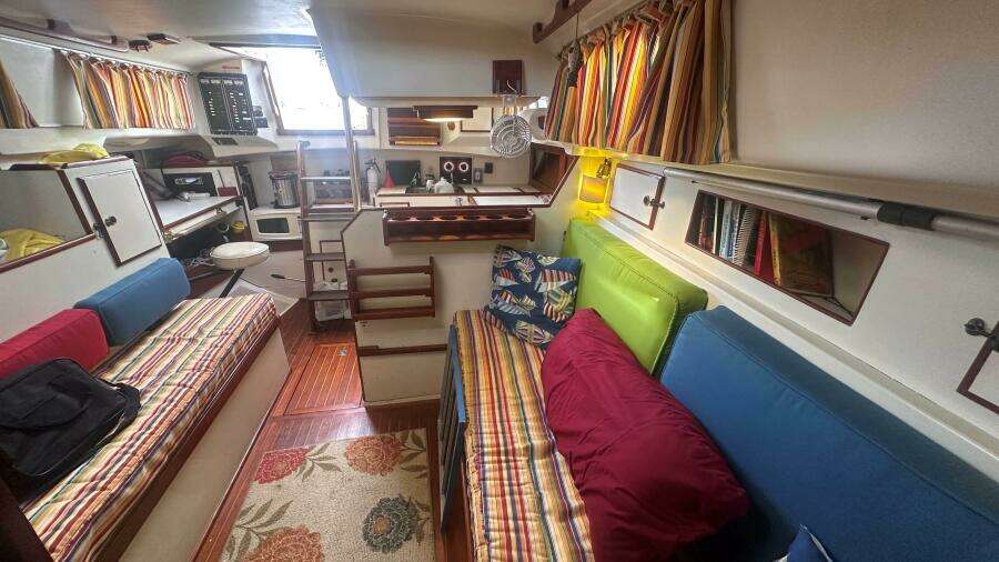 Lua 36ft Pearson Yacht For Sale