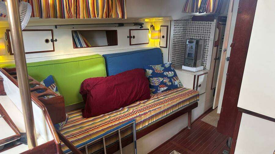Lua 36ft Pearson Yacht For Sale