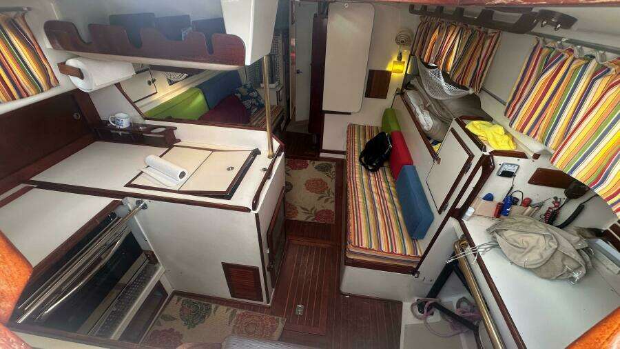 Lua 36ft Pearson Yacht For Sale