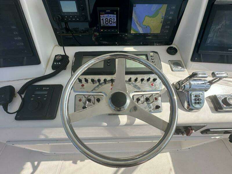 Lola 35ft Cabo Yacht For Sale