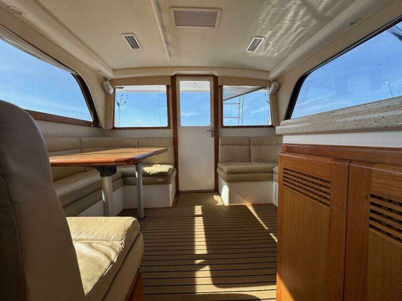 Lola 35ft Cabo Yacht For Sale