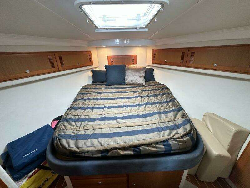 Lola 35ft Cabo Yacht For Sale
