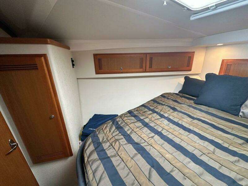 Lola 35ft Cabo Yacht For Sale