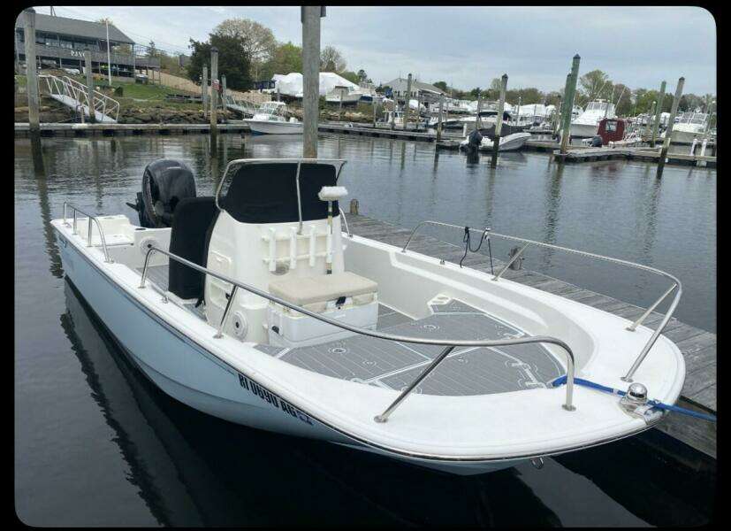 Czech Mate 19ft Boston Whaler Yacht For Sale