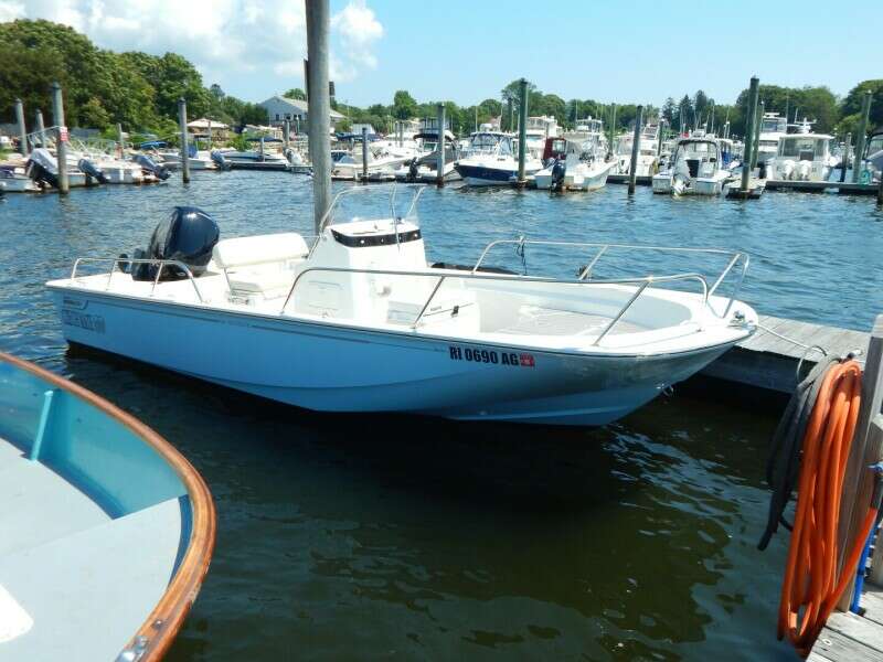 Czech Mate 19ft Boston Whaler Yacht For Sale