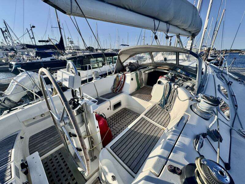 45ft Beneteau Yacht For Sale