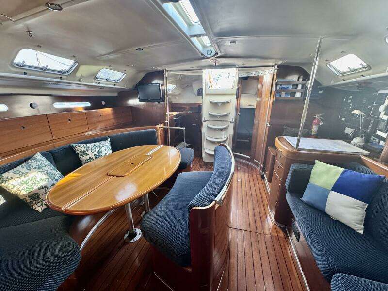 45ft Beneteau Yacht For Sale