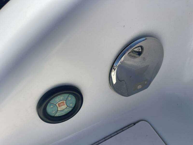 24ft Ebbtide Yacht For Sale