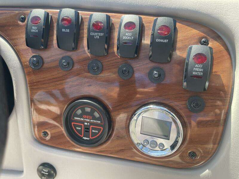 24ft Ebbtide Yacht For Sale