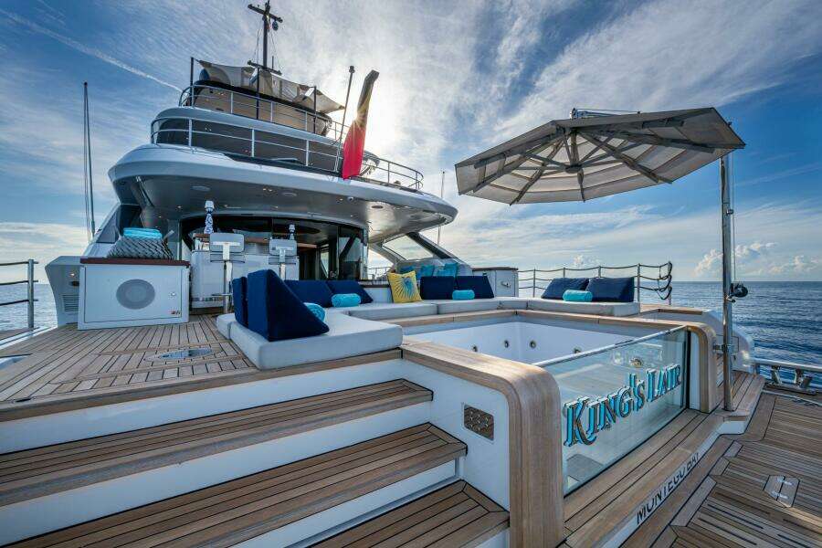 KING S LAIR 112ft Benetti Yacht For Sale