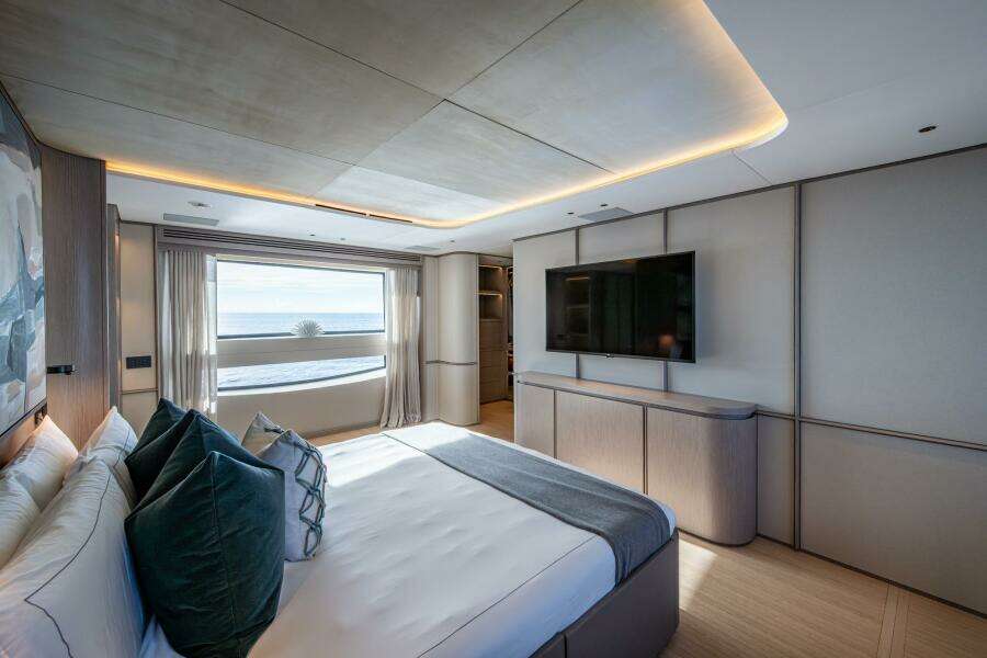 KING S LAIR 112ft Benetti Yacht For Sale