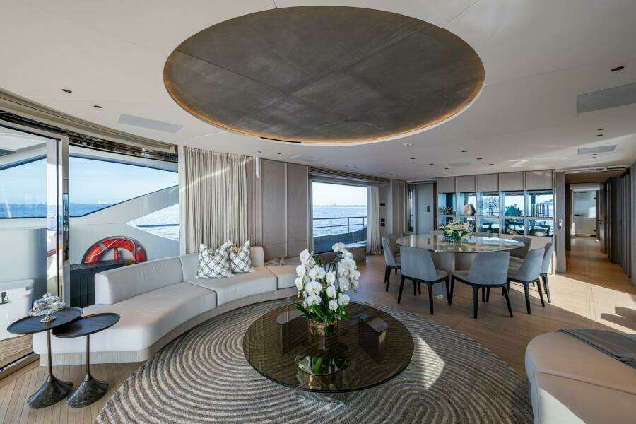 KING S LAIR 112ft Benetti Yacht For Sale