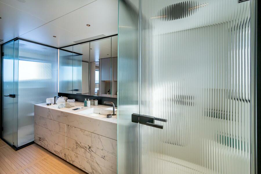 112' 2023 Benetti 34M OASIS