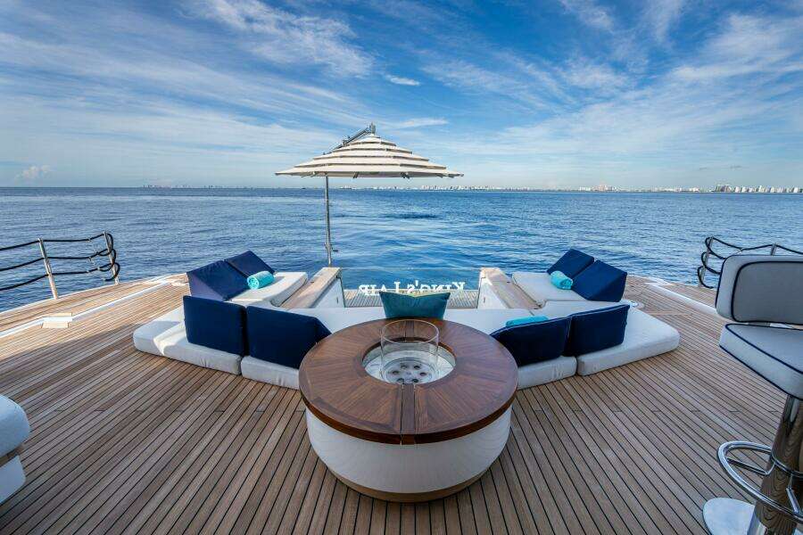 KING S LAIR 112ft Benetti Yacht For Sale